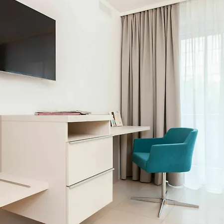 - Lindenstrasse Zurich