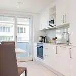 - Lindenstrasse Zürich