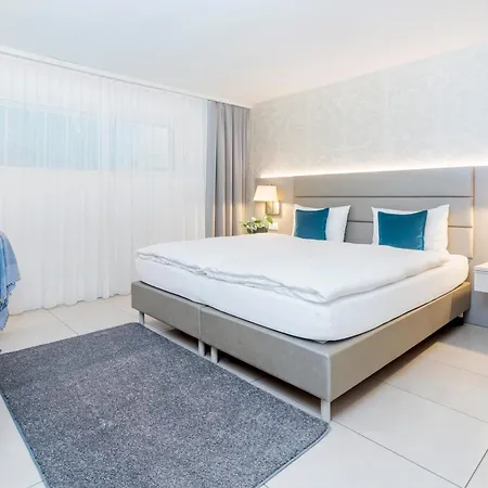 Aparthotel - Lindenstrasse 4*
