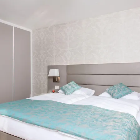 - Lindenstrasse Aparthotel 4*
