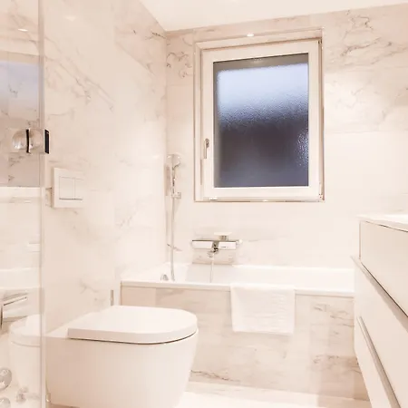 - Lindenstrasse Apartmanhotel 4*