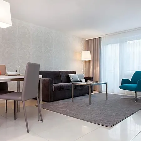 Apartmanhotel - Lindenstrasse 4*