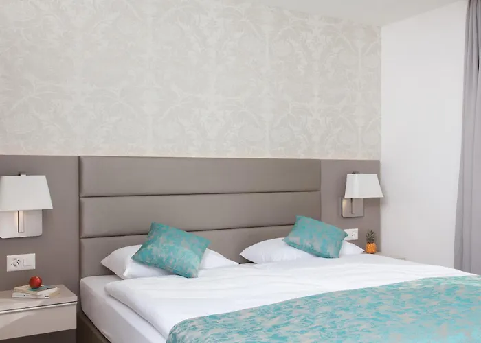 - Lindenstrasse Apartahotel