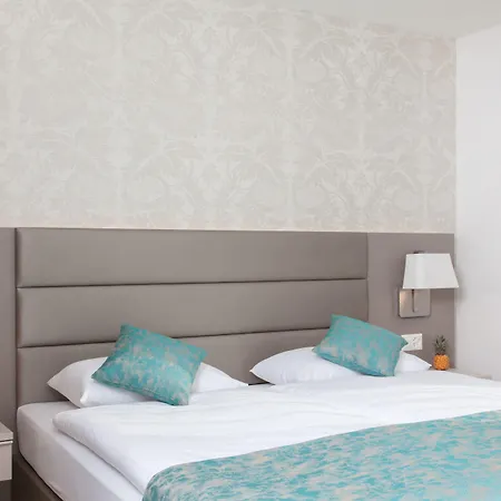 Ξενοδοχείο με διαμερίσματα - Lindenstrasse