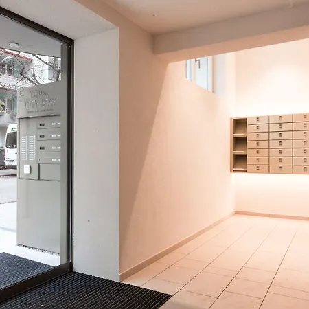 Ξενοδοχείο με διαμερίσματα - Lindenstrasse