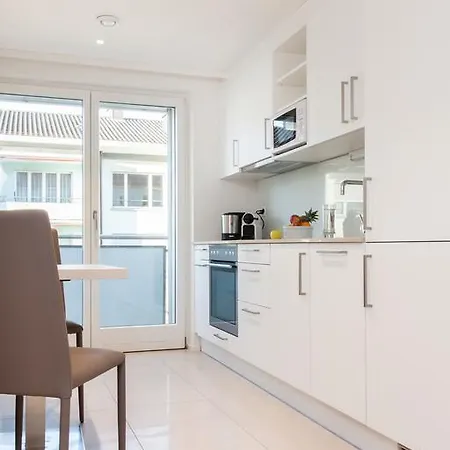 - Lindenstrasse 4* Ζυρίχη