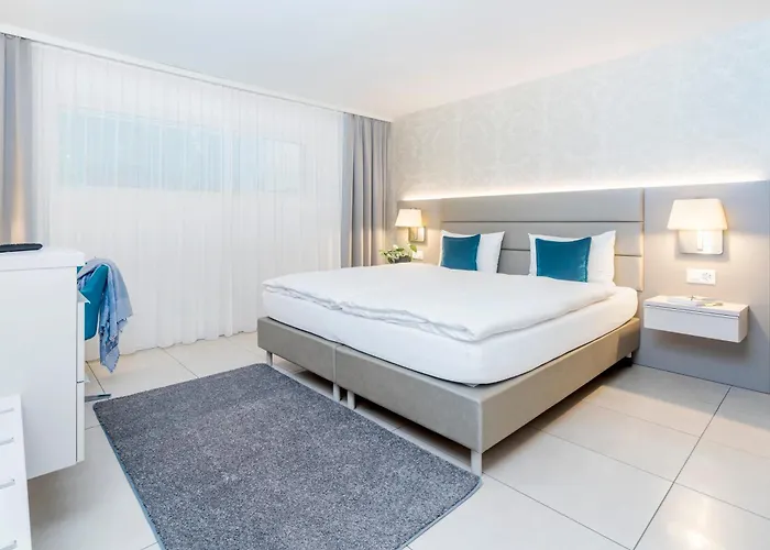 Aparthotel - Lindenstrasse 4*