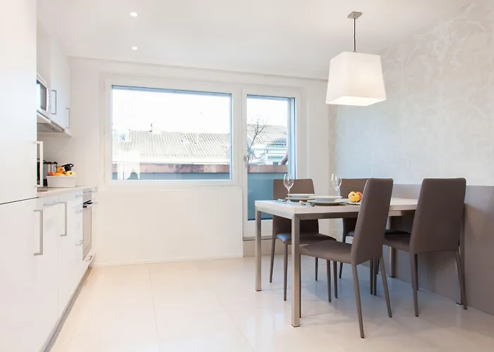 - Lindenstrasse Zürich